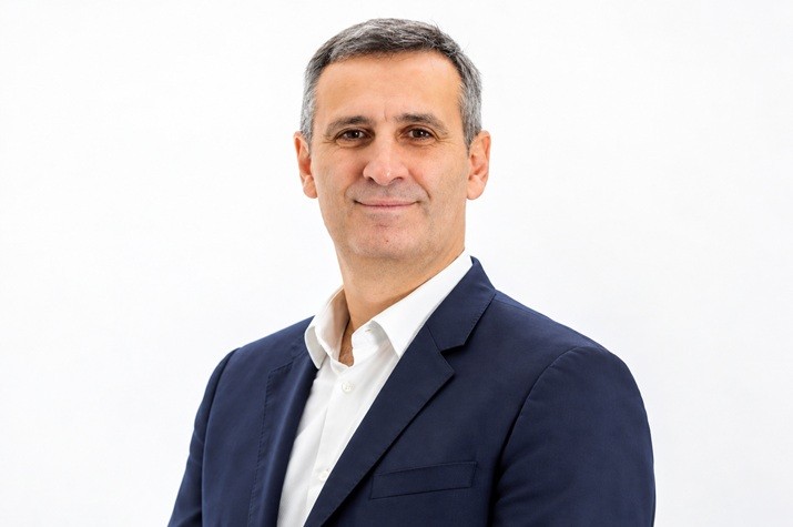 Régis Karakozian, directeur Cloud de KDDI France.